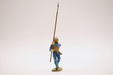 Lansquenet lance top forward